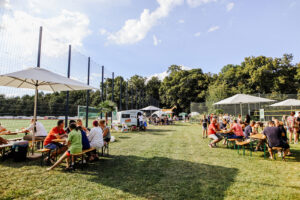 Bester Sonnenschein beim Sommerfest (Foto: Anne Schwerin).