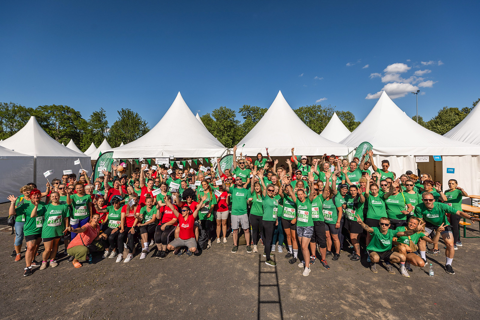 Hochmotiviert und gut gelaunt nahm das "Team Volksolidarität" beim 16. Leipziger Firmenlauf teil (Foto: Christian Hüller).