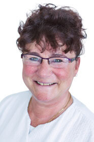 Birgit Hoff. Ansprechpartnerin Ambulanter Pflegedienst. Birgit Hoff. Ansprechpartnerin Ambulanter Pflegedienst.