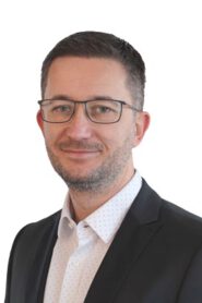 Martin Maciejewski. Geschäftsführer. Martin Maciejewski, Geschäftsführer.